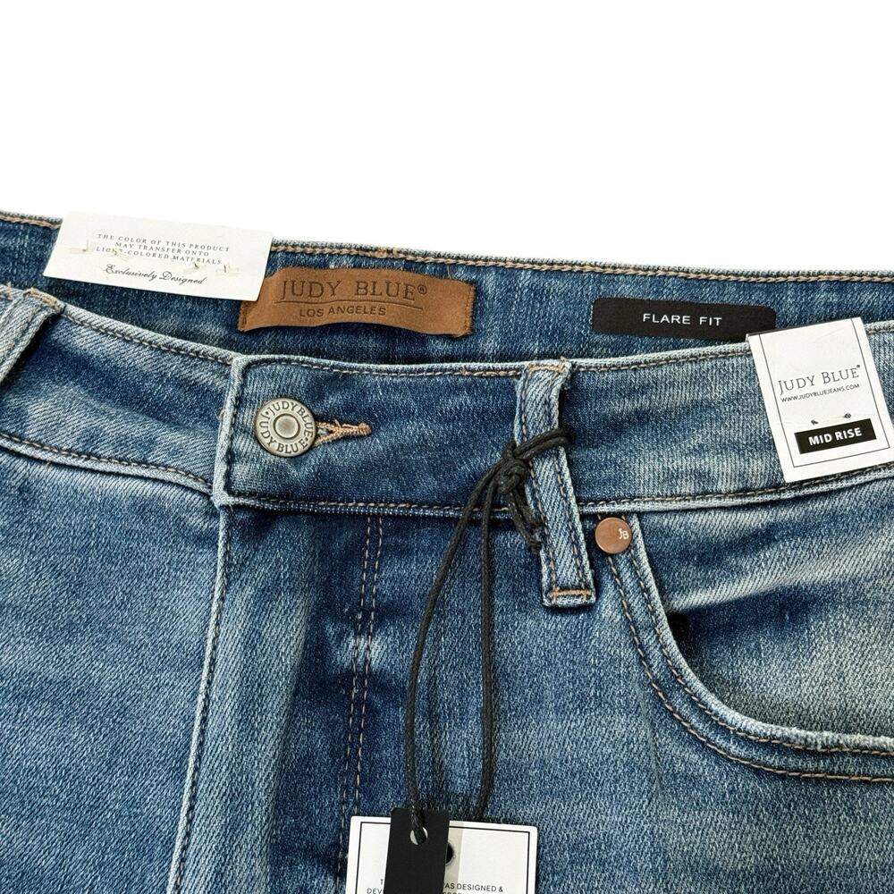 Judy Blue Medium Wash Flare Jeans - Picture 4 of 12